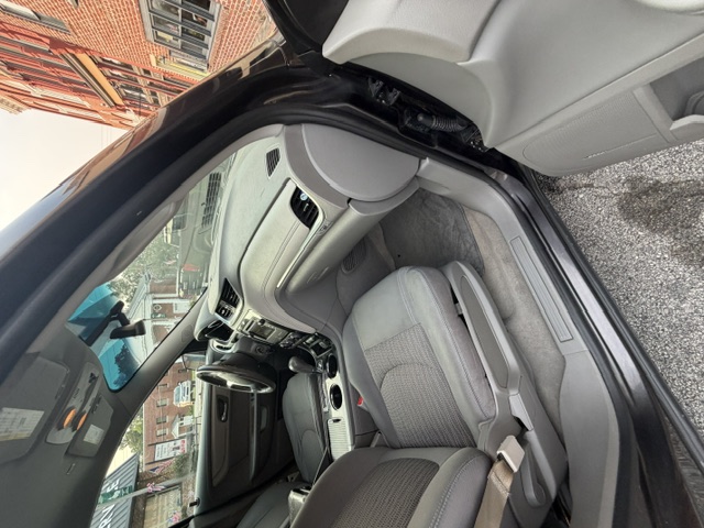 2016 Chevrolet Traverse 2LT - Photo 17