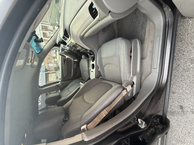 2016 Chevrolet Traverse 2LT - Photo 16